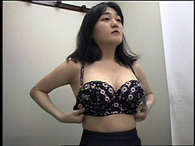 凄腕女撮り師潜入盗撮記録16　サンプル画像04